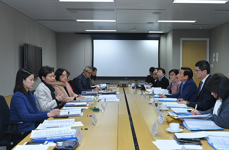 CE attends meeting on cluster of pneumonia cases in Wuhan (2020.1.20)