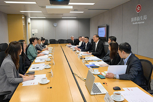 Secretary for Health meets with delegation of Hainan Province (with photos)